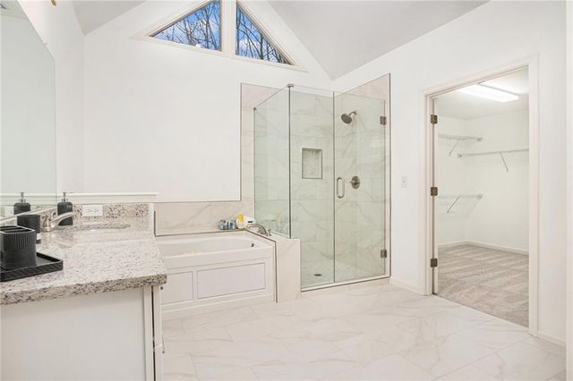 200 Ridge Bluff Lane, Suwanee, GA 30024