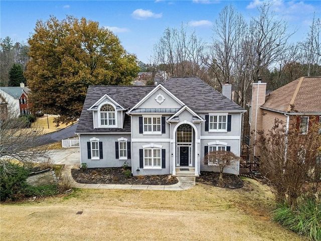 200 Ridge Bluff Lane, Suwanee, GA 30024