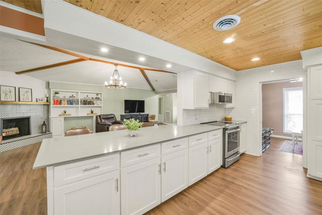 10313 S Williams Road, Conroe, TX 77303