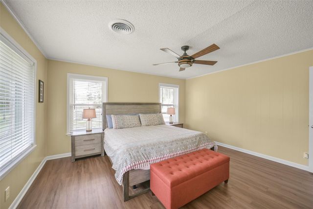 10313 S Williams Road, Conroe, TX 77303