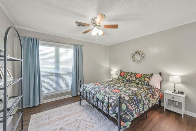 10313 S Williams Road, Conroe, TX 77303
