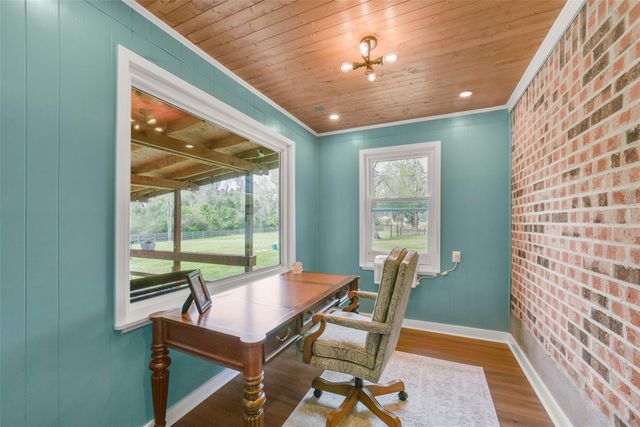 10313 S Williams Road, Conroe, TX 77303