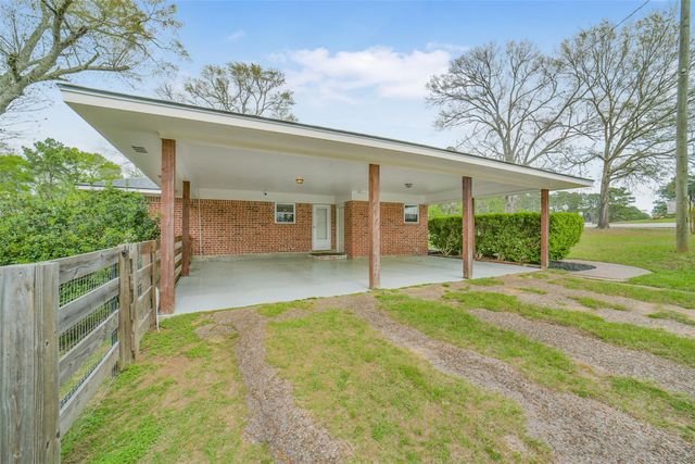 10313 S Williams Road, Conroe, TX 77303