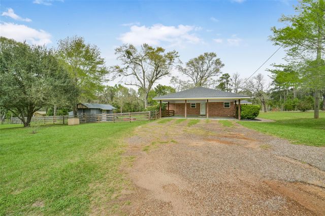 10313 S Williams Road, Conroe, TX 77303