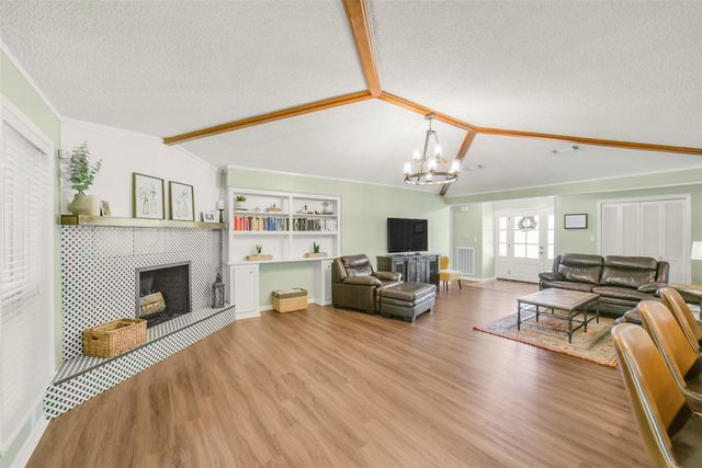 10313 S Williams Road, Conroe, TX 77303