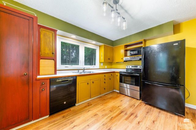 5018 Canyon Road, Manhattan, KS 66503