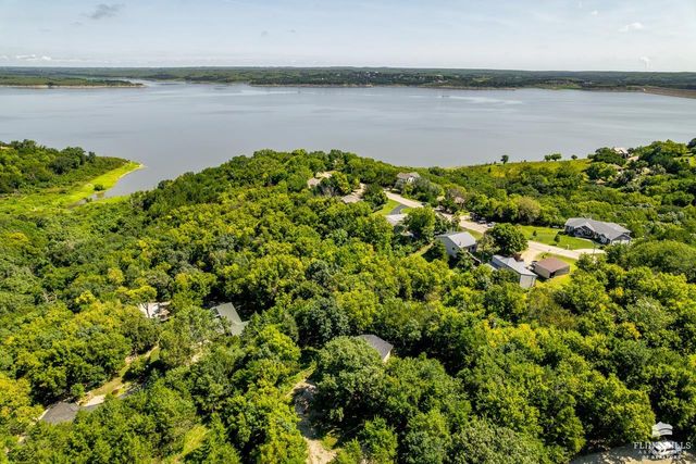 5018 Canyon Road, Manhattan, KS 66503