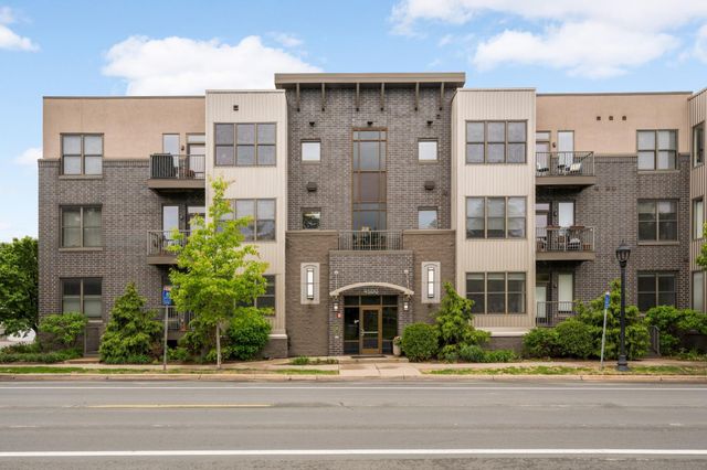 4500 Chicago Avenue 211, Minneapolis, MN 55407