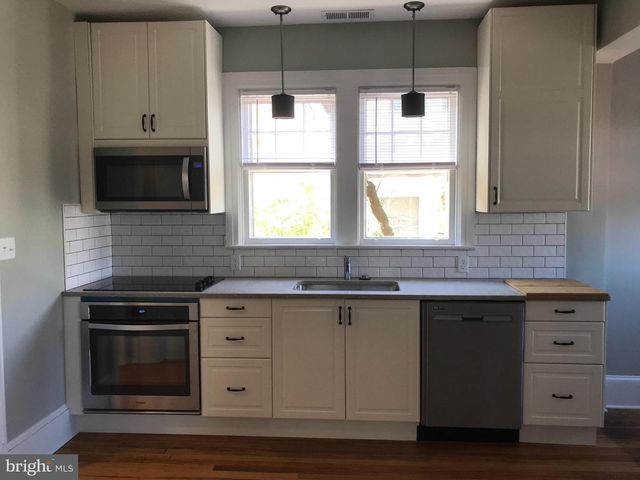 6 W CECIL ST, Winchester, VA 22601