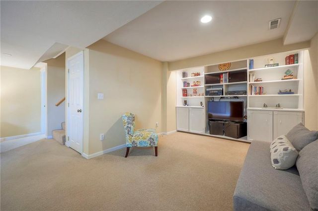 15533 S Alden Street, Olathe, KS 66062