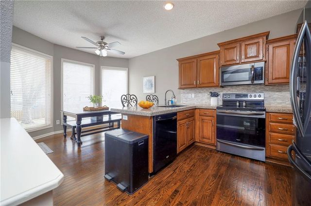 15533 S Alden Street, Olathe, KS 66062