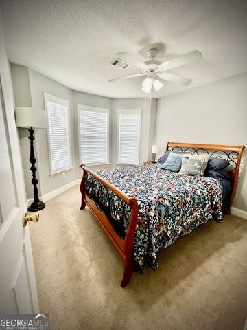 313 Shadow Pond, Dublin, GA 31021
