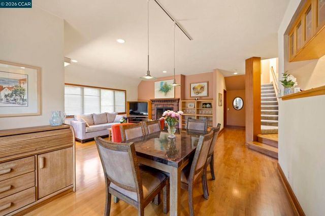 425 Logan St, Santa Cruz, CA 95062