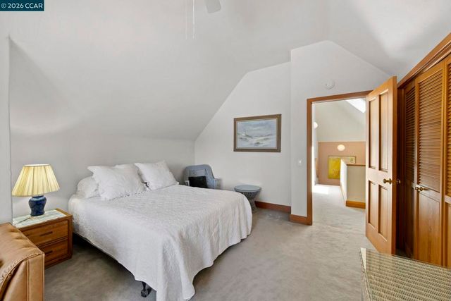 425 Logan St, Santa Cruz, CA 95062