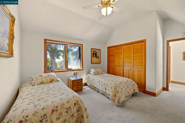 425 Logan St, Santa Cruz, CA 95062