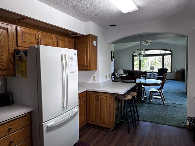 9873 E ANTON ROAD, Clintonville, WI 54929