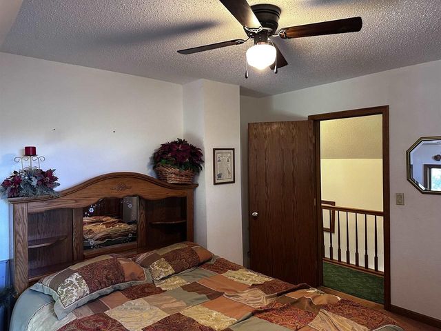 9873 E ANTON ROAD, Clintonville, WI 54929