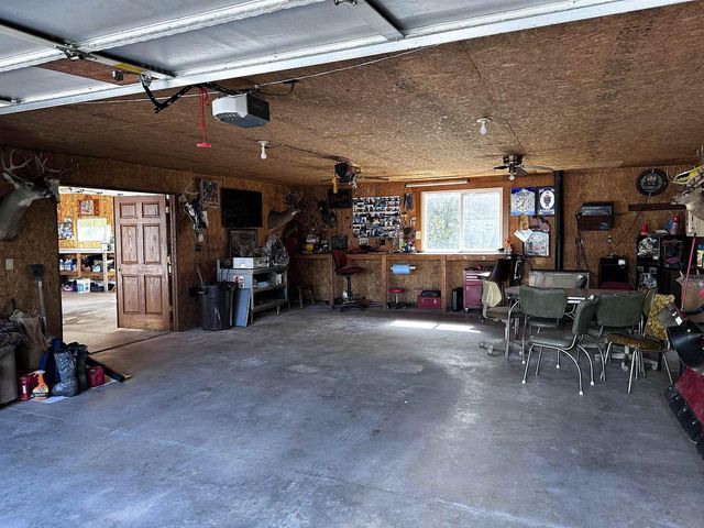 9873 E ANTON ROAD, Clintonville, WI 54929