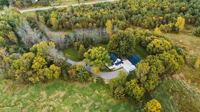 9873 E ANTON ROAD, Clintonville, WI 54929