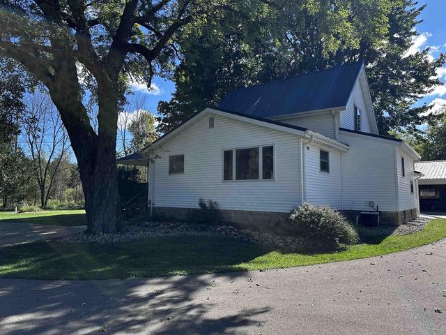 9873 E ANTON ROAD, Clintonville, WI 54929