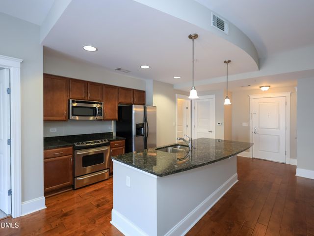222 Glenwood Avenue 410, Raleigh, NC 27603