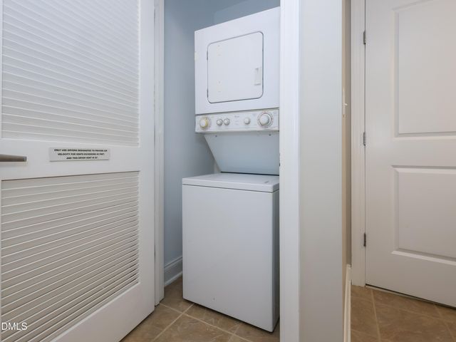 222 Glenwood Avenue 410, Raleigh, NC 27603