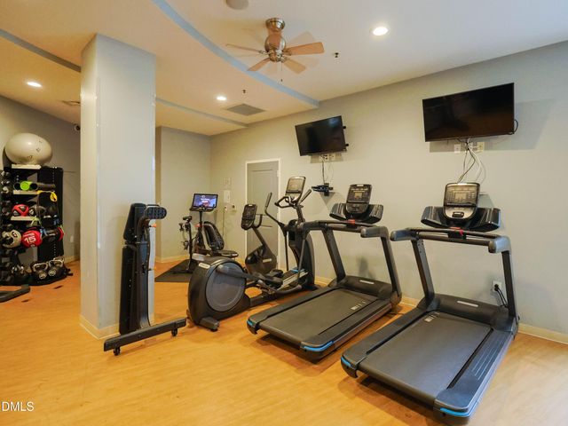 222 Glenwood Avenue 410, Raleigh, NC 27603