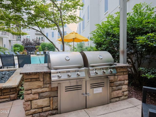 222 Glenwood Avenue 410, Raleigh, NC 27603