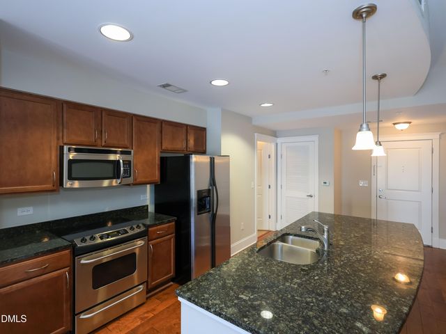 222 Glenwood Avenue 410, Raleigh, NC 27603