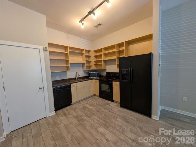 1020 E 36th Street, Charlotte, NC 28205