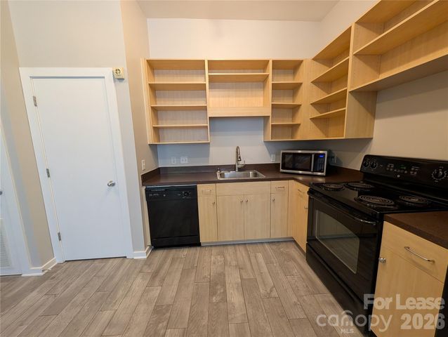 1020 E 36th Street, Charlotte, NC 28205