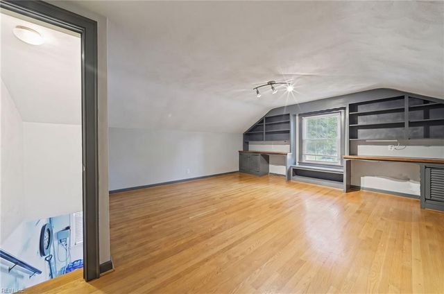 4348 Thoroughgood DR, Virginia Beach, VA 23455