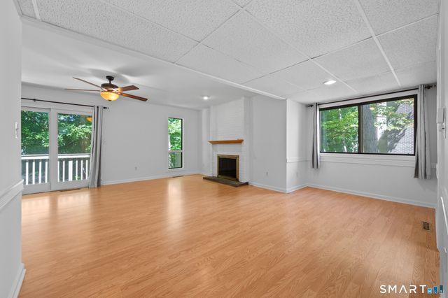3 Shagbark Lane 3, Woodbury, CT 06798
