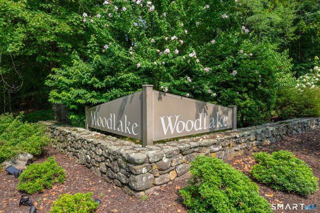 3 Shagbark Lane 3, Woodbury, CT 06798