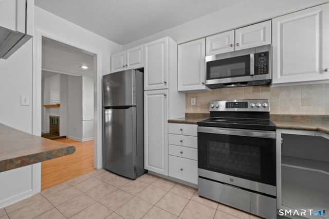 3 Shagbark Lane 3, Woodbury, CT 06798