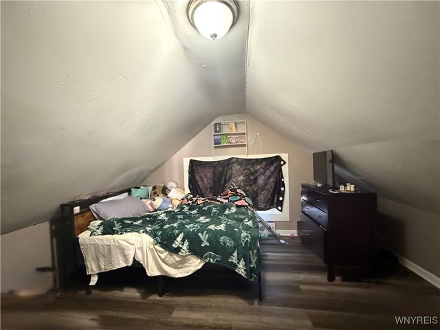 88 Newfield Street, Buffalo, NY 14207