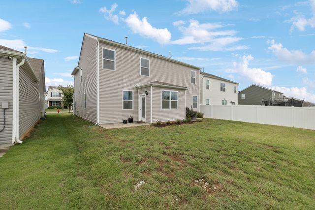 7360 Brady Ln, Antioch, TN 37013