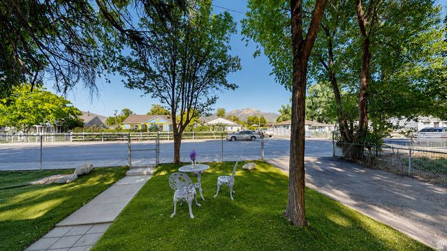 3734 S MCCALL ST, Salt Lake City, UT 84115