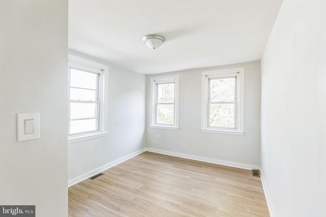 320 SYCAMORE STREET, Camden, NJ 08103