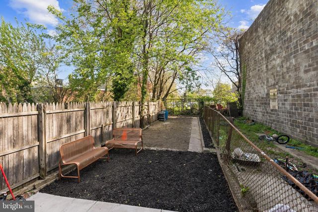 320 SYCAMORE STREET, Camden, NJ 08103