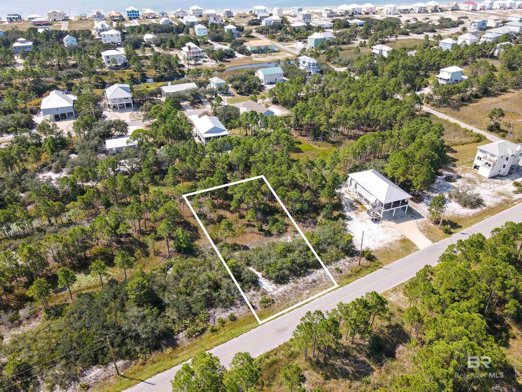Lot 5 Lake Shore Drive, Gulf Shores, AL 36542