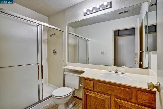 1286 Clarke Ln, Alameda, CA 94502