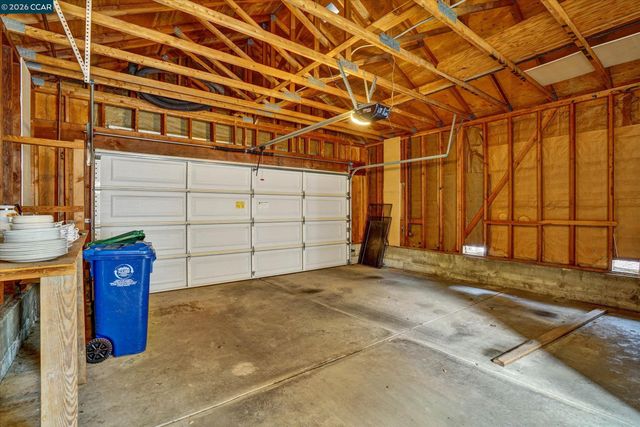 1286 Clarke Ln, Alameda, CA 94502