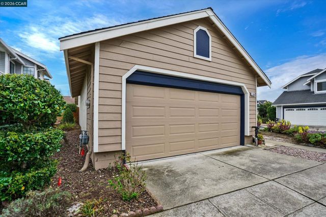 1286 Clarke Ln, Alameda, CA 94502