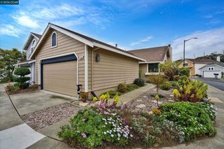 1286 Clarke Ln, Alameda, CA 94502