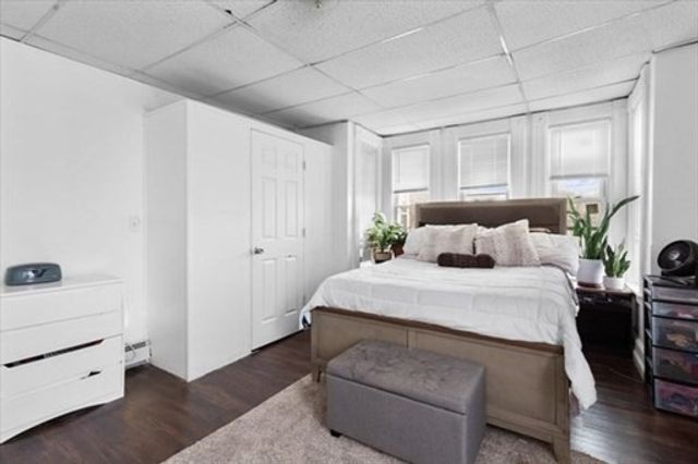 24 Adams St, Springfield, MA 01105