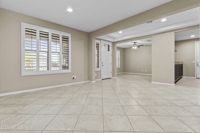 9382 W LOUISE Drive, Peoria, AZ 85383