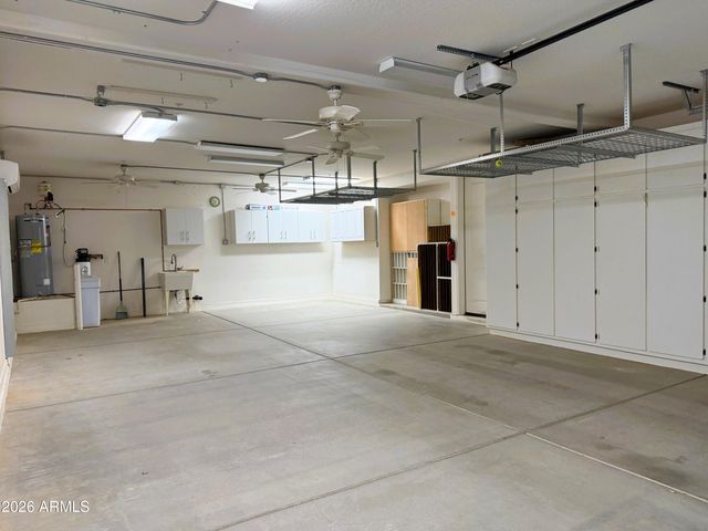 9382 W LOUISE Drive, Peoria, AZ 85383