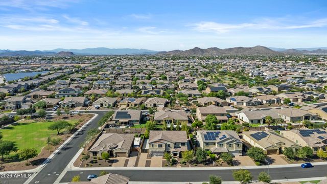 9382 W LOUISE Drive, Peoria, AZ 85383