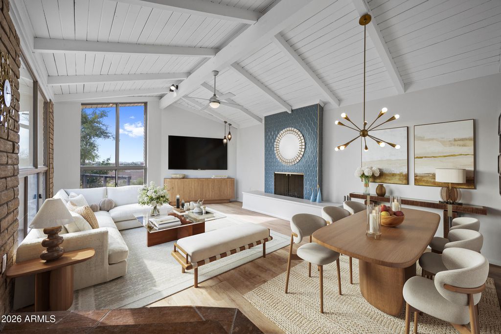 Image 6 of property listing at 2306 N 55TH Street, Phoenix, AZ 85008